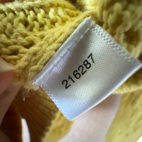 5 for $40 SALE !
Ann Taylor LOFT Yellow Cable Knit Button Down Cardigan sz S - Picture 10 of 11